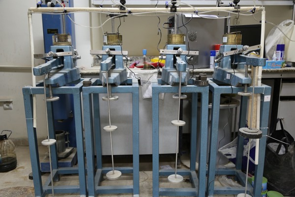 آزمایشگاه خاک